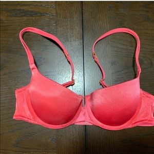 Victoria Secret Bra 32A Push Up Padded Formed Cups